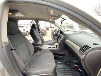 2007 Saturn Outlook XE