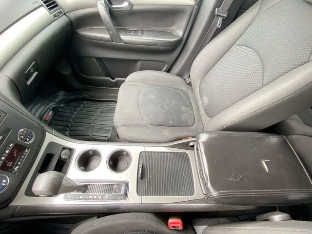 2007 Saturn Outlook XE