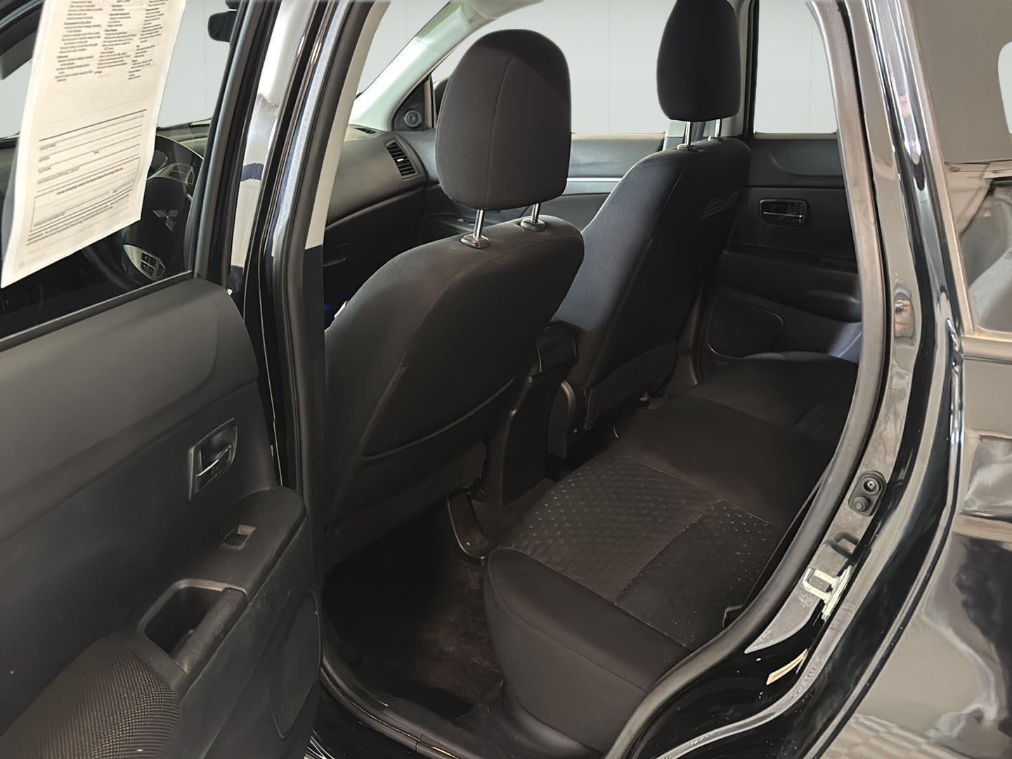 2011 Mitsubishi Outlander Sport SE