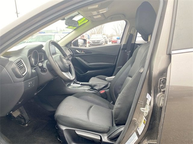 2016 Mazda Mazda3 i Sport