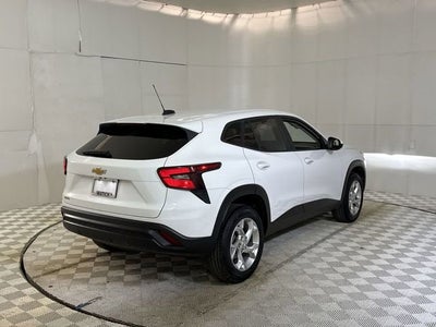 2024 Chevrolet Trax LS