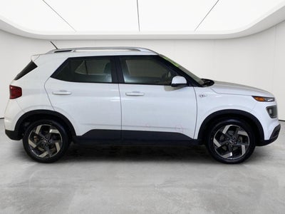 2023 Hyundai Venue SEL