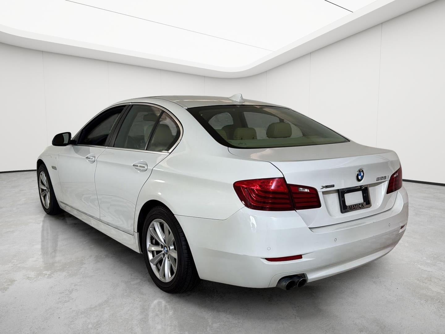 2015 BMW 5 Series 528i xDrive