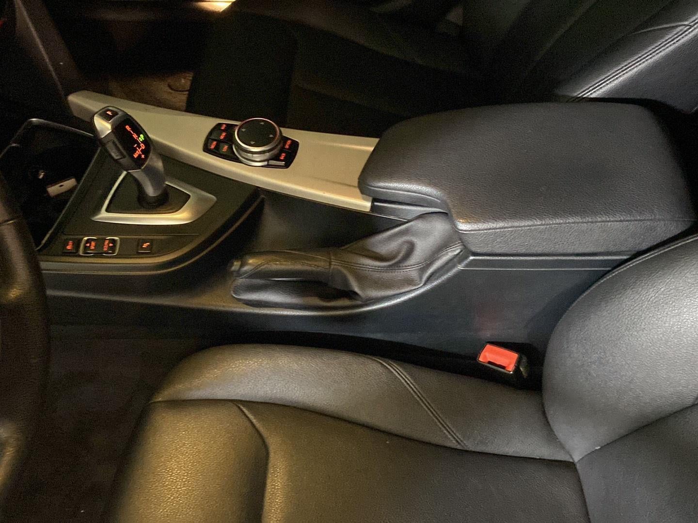 2017 BMW 3 Series 320i xDrive