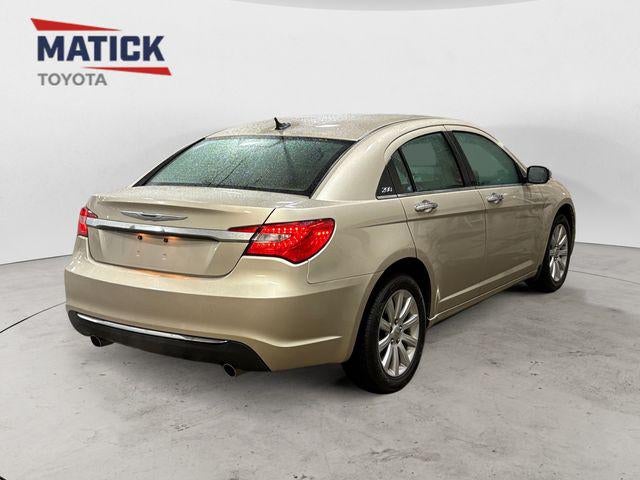 2014 Chrysler 200 Limited