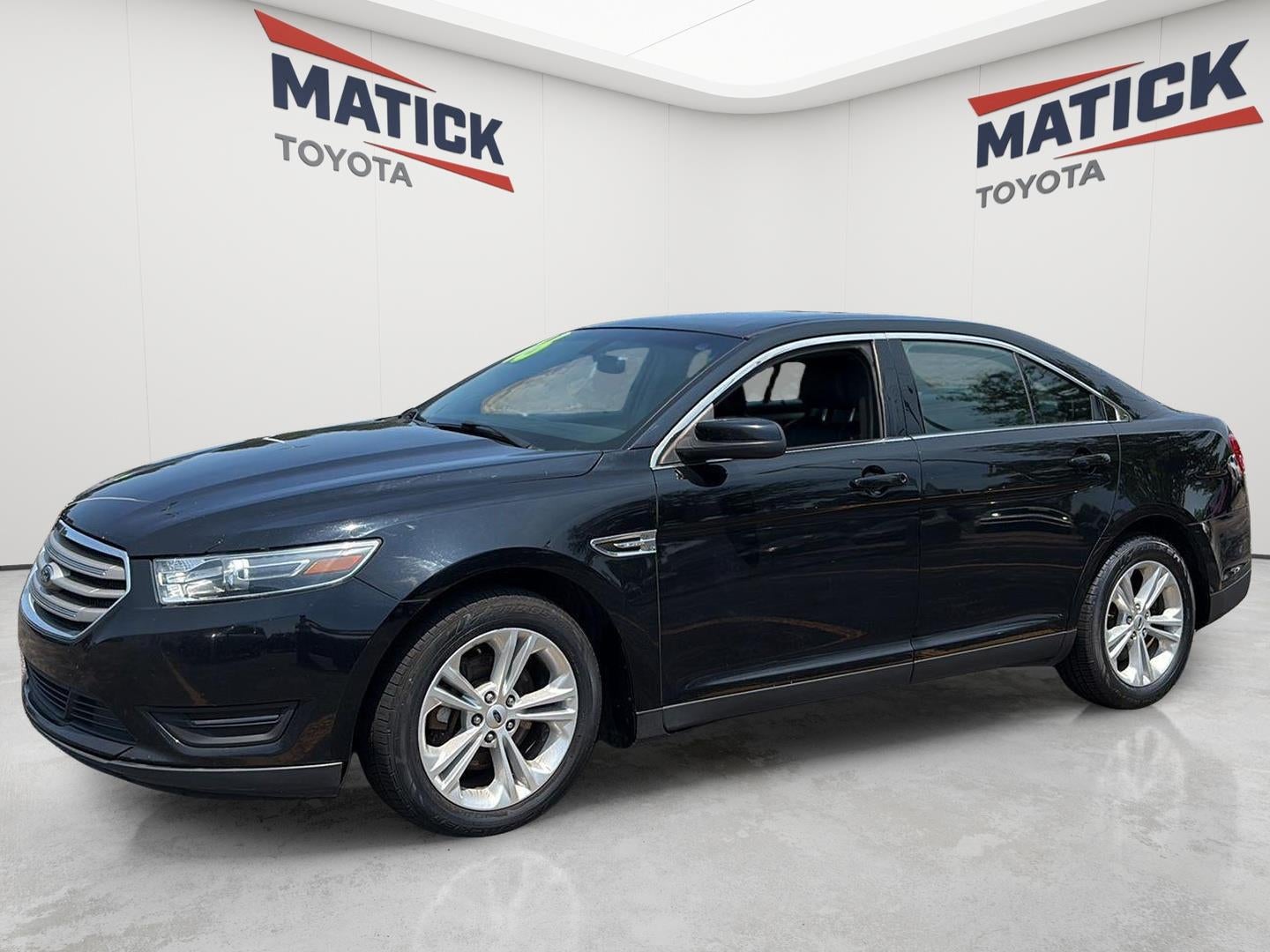 2016 Ford Taurus SEL