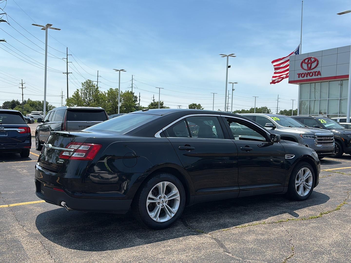2016 Ford Taurus SEL