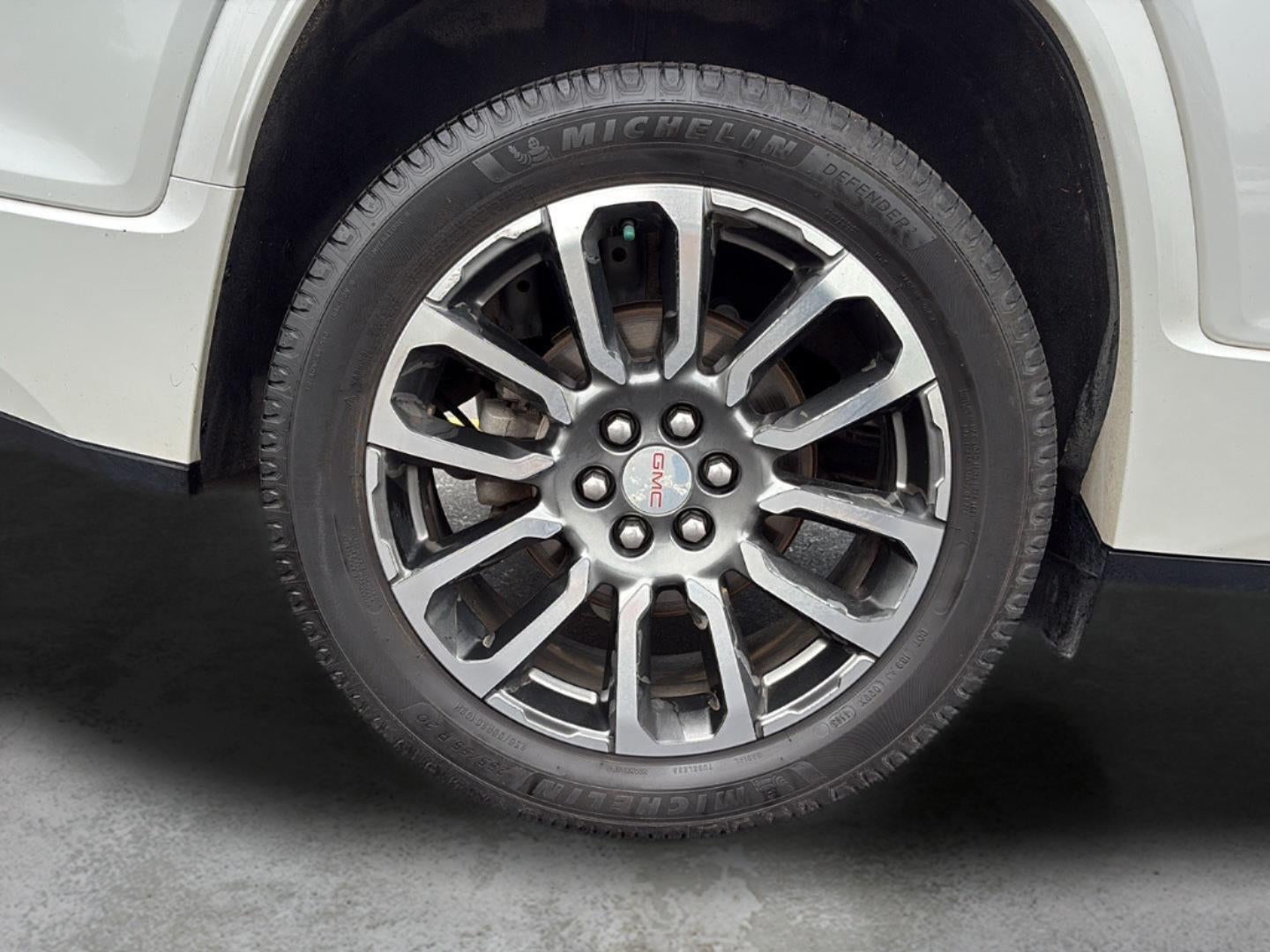 2020 GMC Acadia Denali