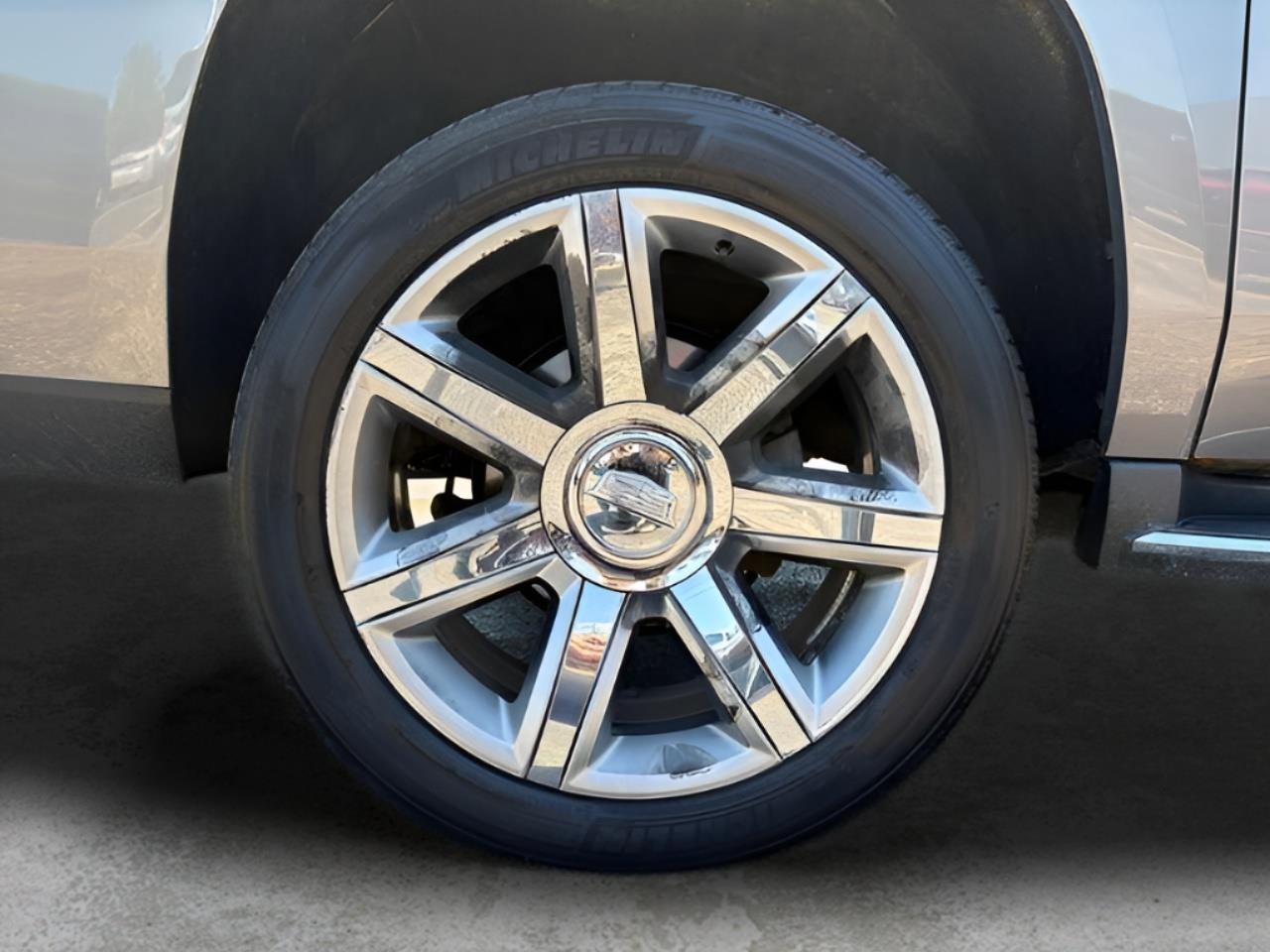 2017 Cadillac Escalade ESV Luxury