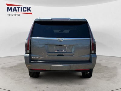 2017 Cadillac Escalade ESV Luxury