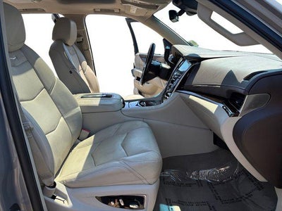 2017 Cadillac Escalade ESV Luxury