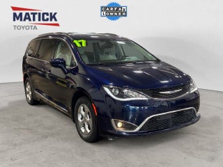 2017 Chrysler Pacifica Touring L Plus