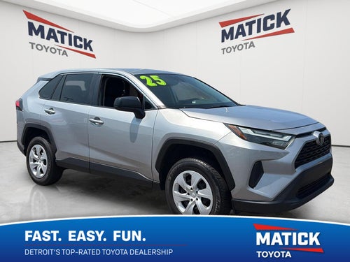 2025 Toyota RAV4 LE