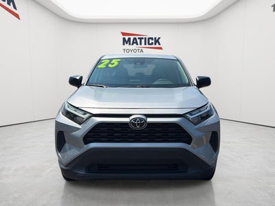 2025 Toyota RAV4 LE