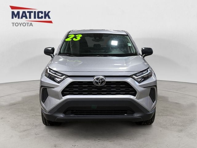 2023 Toyota RAV4 LE