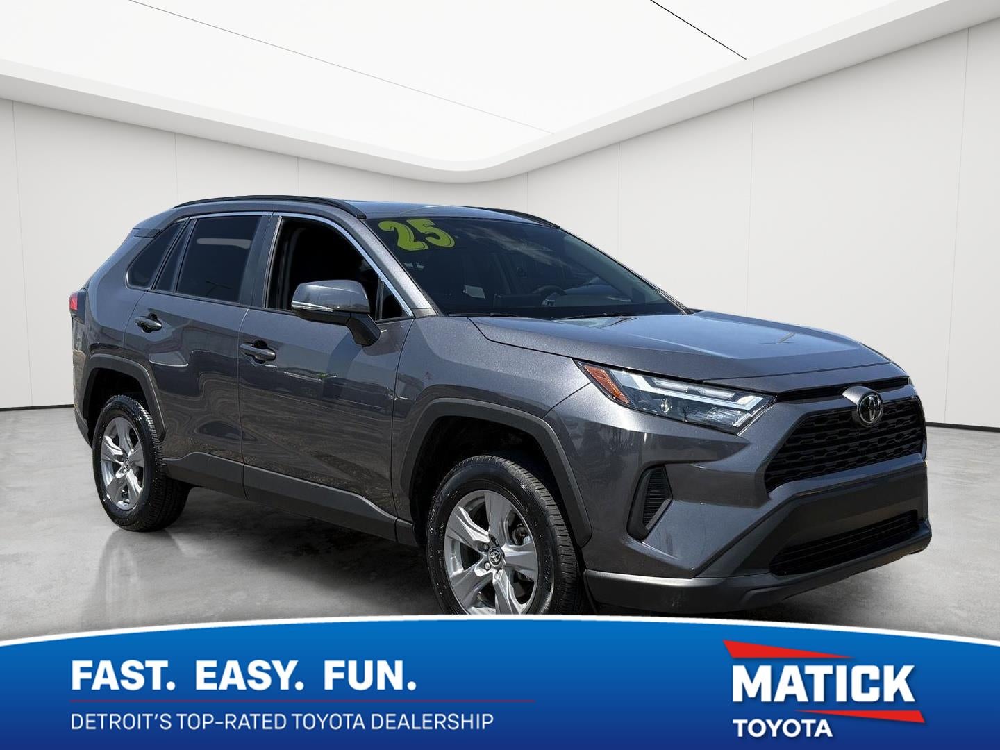 2025 Toyota RAV4 XLE