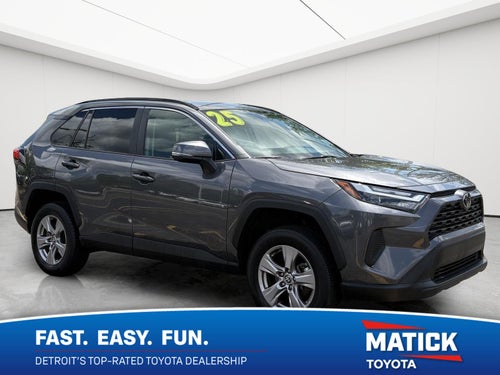 2025 Toyota RAV4 XLE