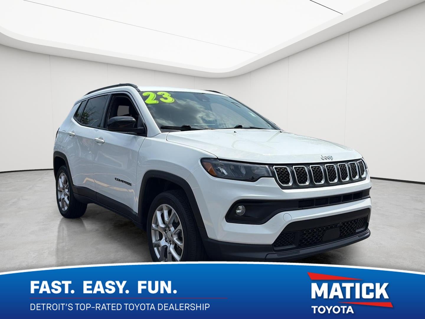 2023 Jeep Compass Latitude Lux