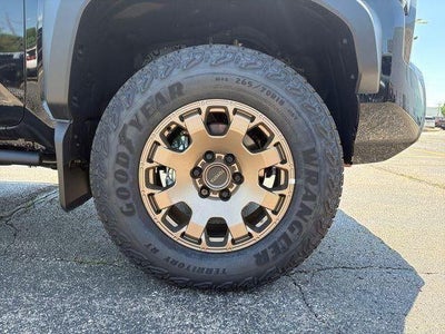 2026 Toyota Tacoma Trailhunter HV