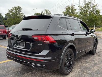 2022 Volkswagen Tiguan SE R-Line Black