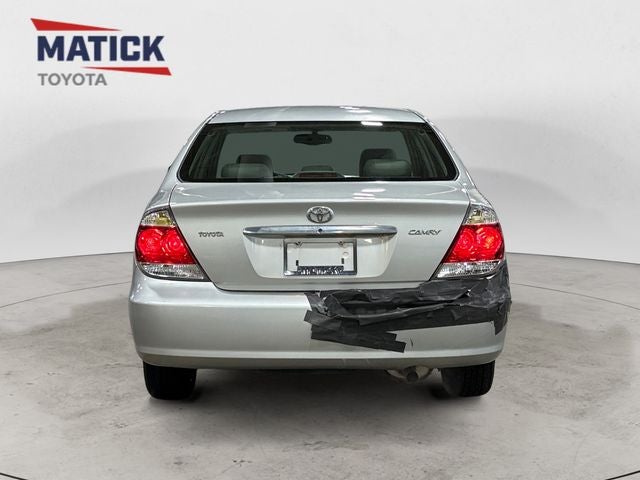2005 Toyota Camry LE