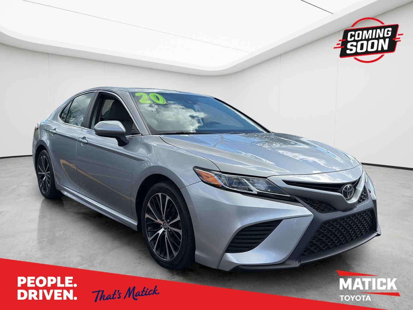2020 Toyota Camry SE