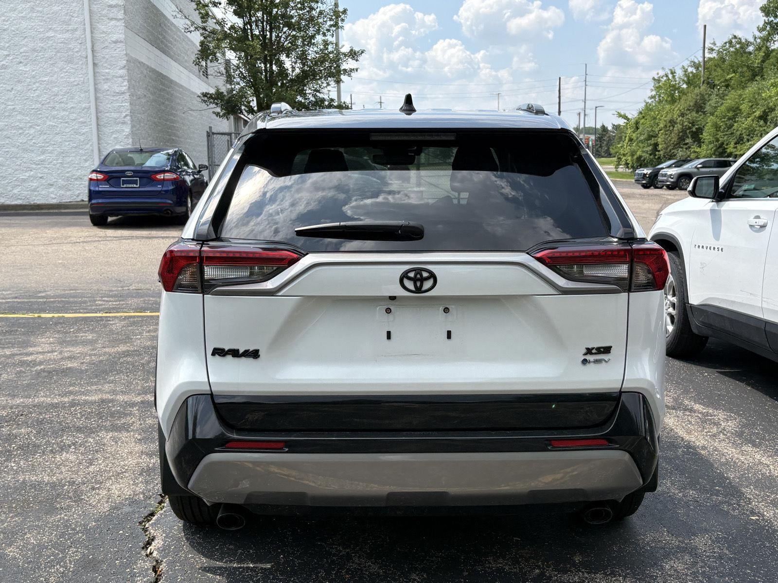 2025 Toyota RAV4 Hybrid XSE