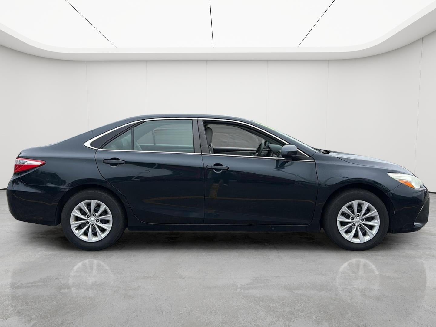 2015 Toyota Camry XSE
