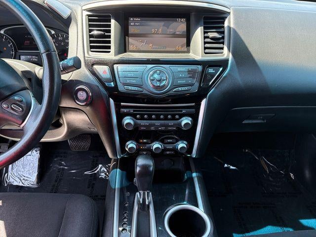 2014 Nissan Pathfinder SV