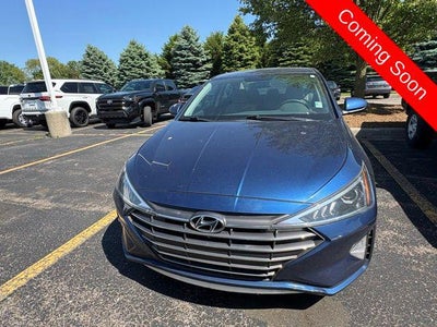 2019 Hyundai Elantra SE