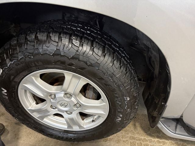 2008 Toyota Sequoia SR5 5.7L