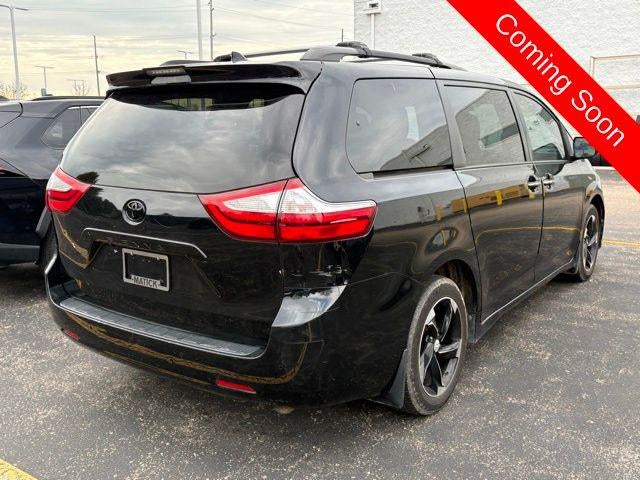 2018 Toyota Sienna Limited Premium 7 Passenger