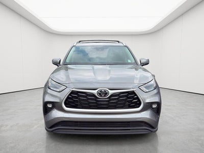 2025 Toyota Highlander XLE