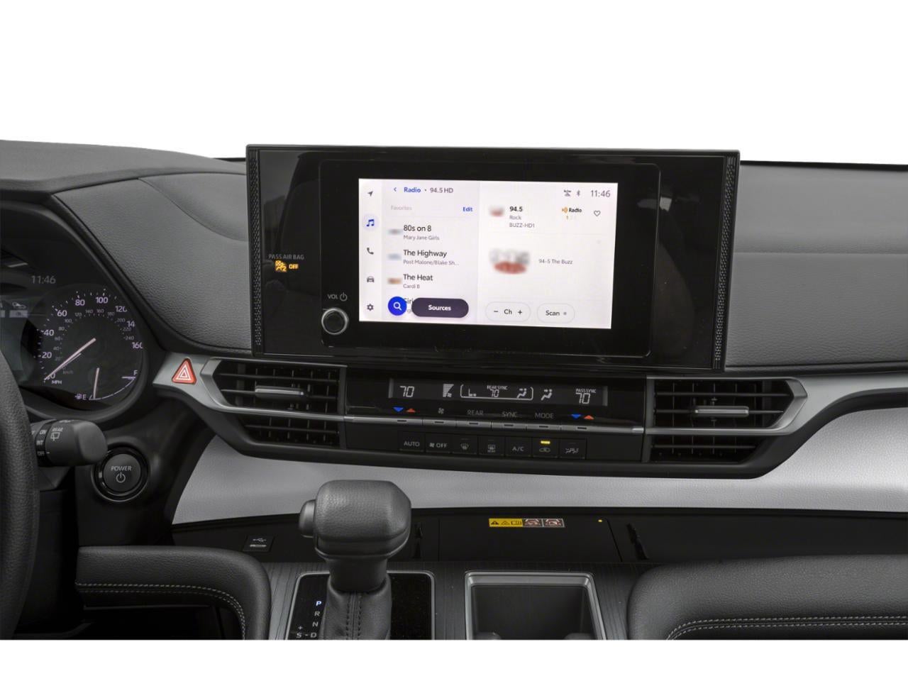 2026 Toyota Sienna LE 8-Passenger