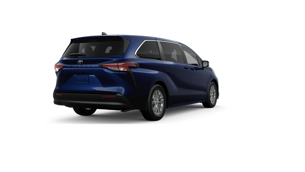 2026 Toyota Sienna LE 8-Passenger