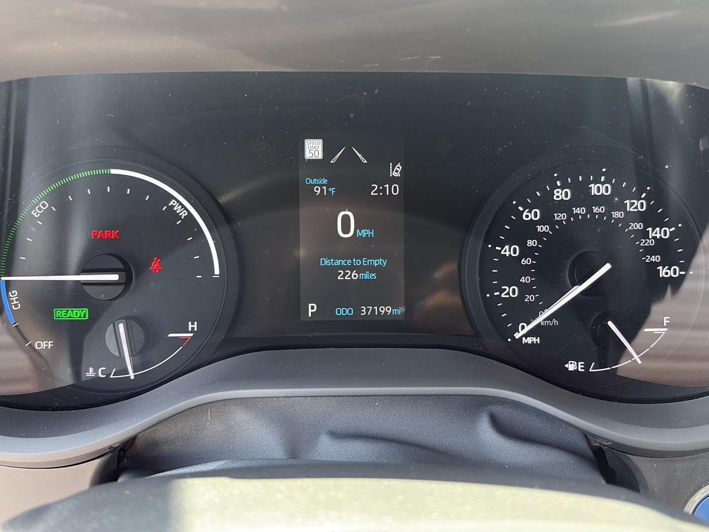 2022 Toyota Sienna LE