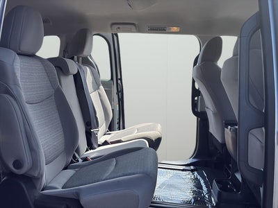 2022 Toyota Sienna LE
