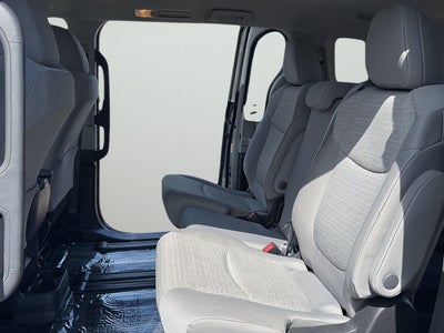 2022 Toyota Sienna LE