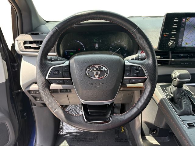 2021 Toyota Sienna XSE 7 Passenger