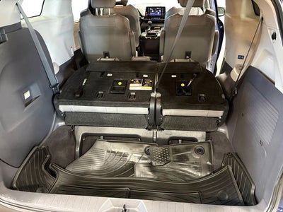2022 Toyota Sienna XLE 7 Passenger