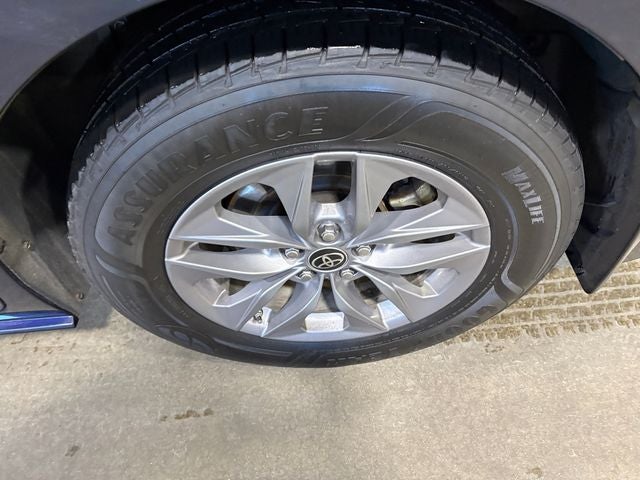 2022 Toyota Sienna XLE 7 Passenger