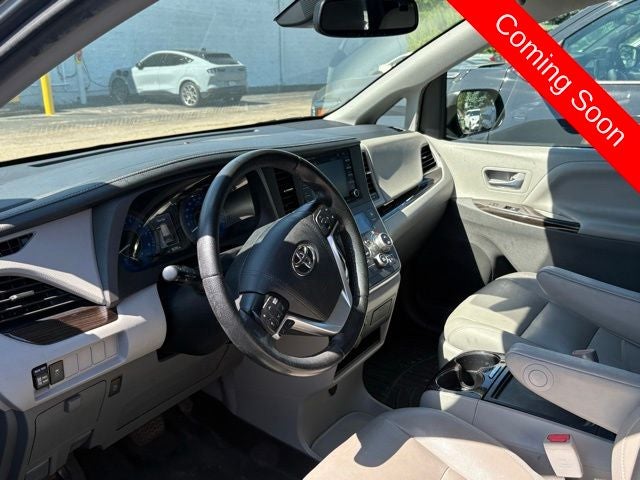 2020 Toyota Sienna XLE 8 Passenger