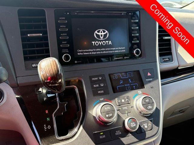 2020 Toyota Sienna XLE 8 Passenger