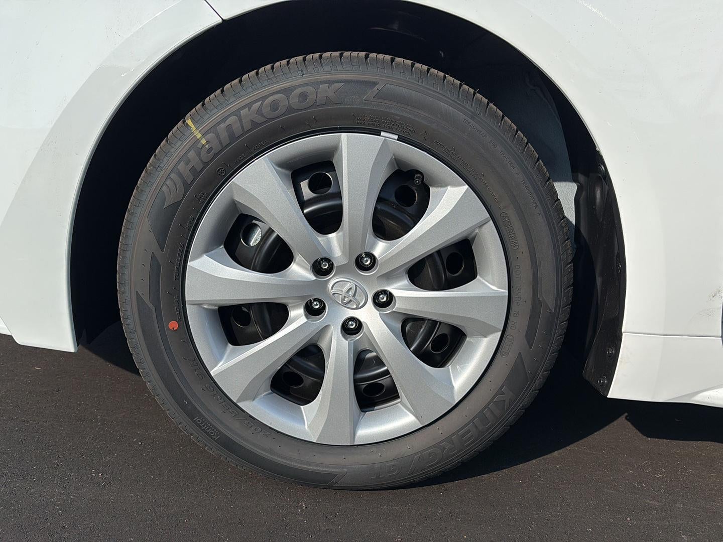 2027 Toyota Corolla LE