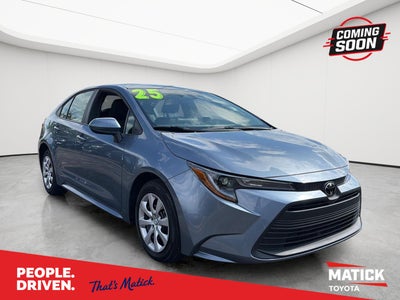 2025 Toyota Corolla LE
