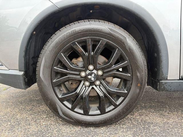 2018 Mitsubishi Outlander LE