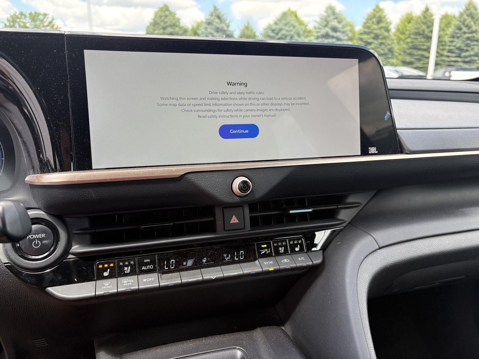 2023 Toyota Crown Platinum