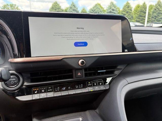 2023 Toyota Crown Platinum
