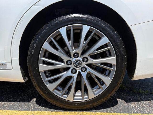 2019 Lexus ES 300h
