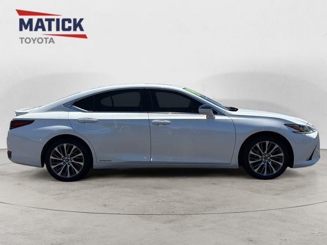 2019 Lexus ES 300h
